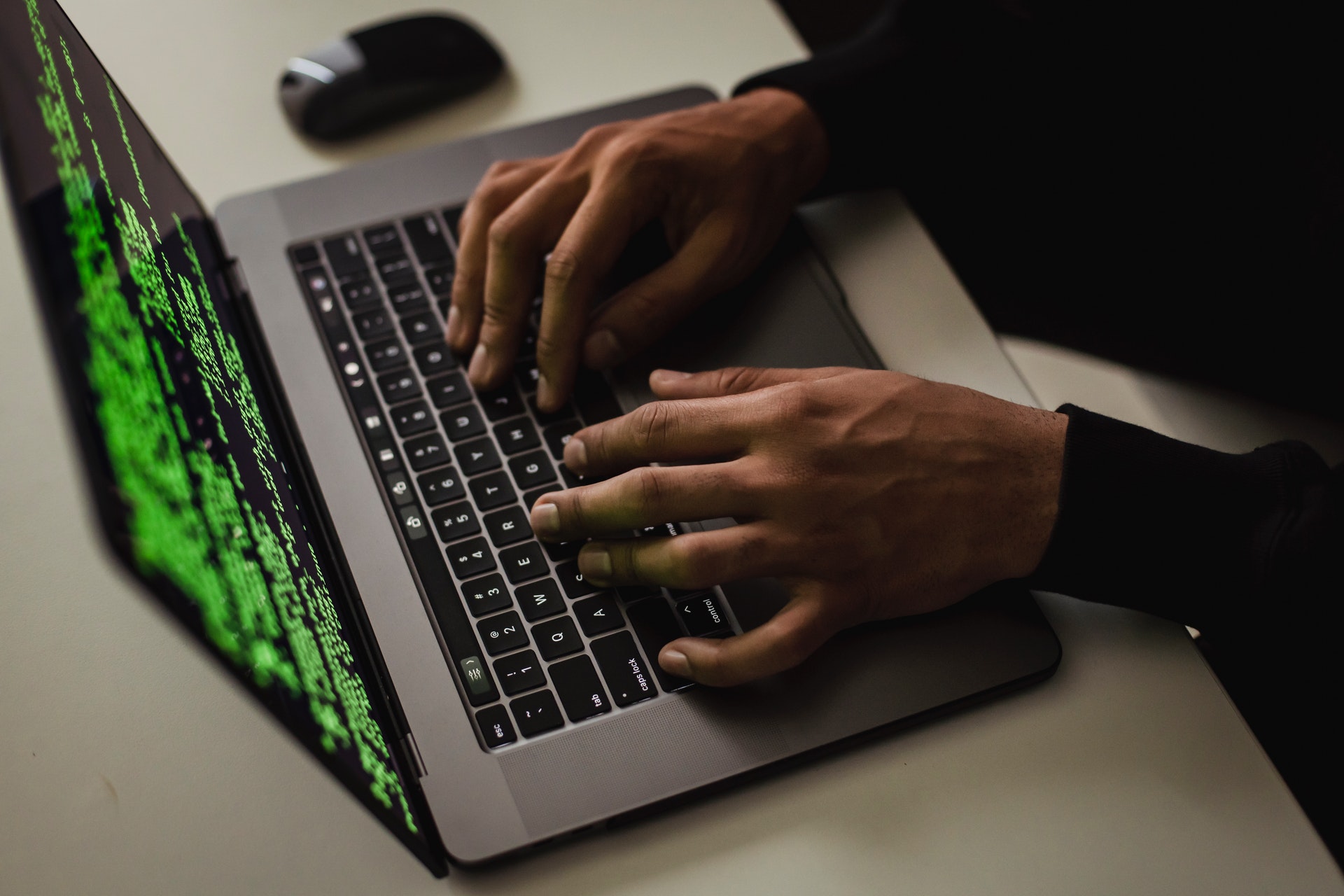 4 consigli per difendersi dal cyberspionaggio